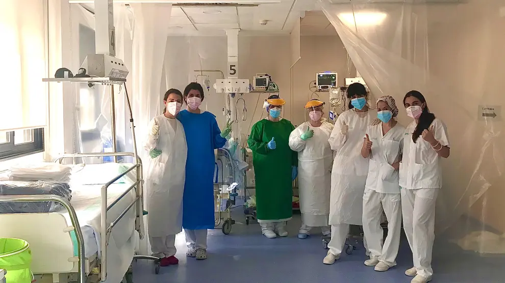 La Unidad de Cuidados Respiratorios Intermedios (UCRI) del Hospital Clínico de Zaragoza se creó a finales de marzo y se cerró el 31 de mayo. Fue la primera de este tipo en Aragón y en ella no hubo fallecidos.