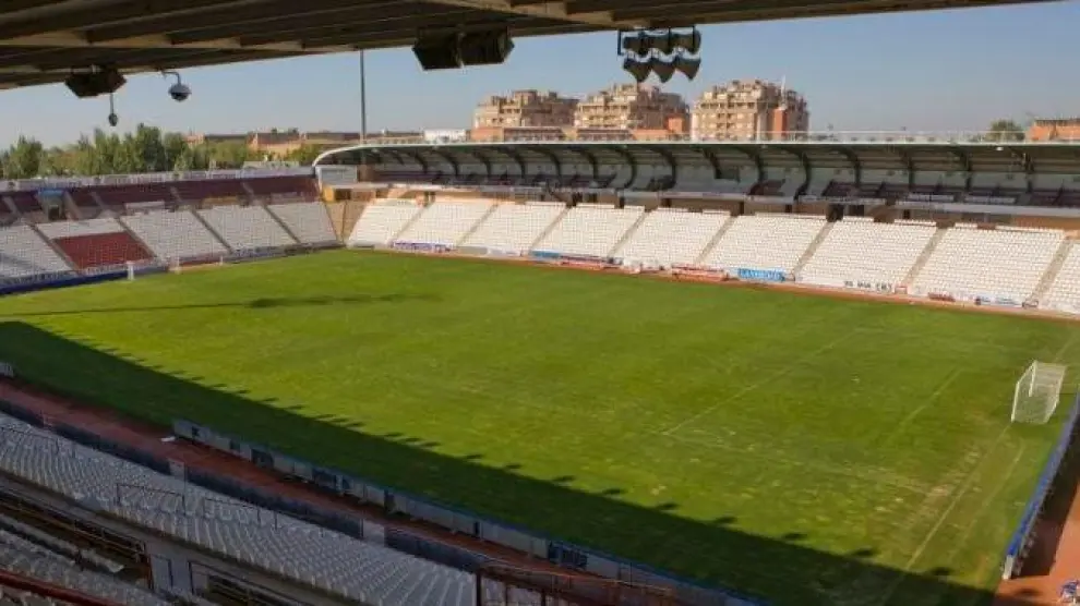 Estadio Carlos Belmonte de Albacete, donde juega el Real Zaragoza esta noche el partido de la penúltima jornada de la liga de Segunda División.