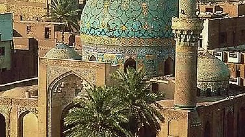 Antigua mezquita en la orilla oriental de Bagdad.