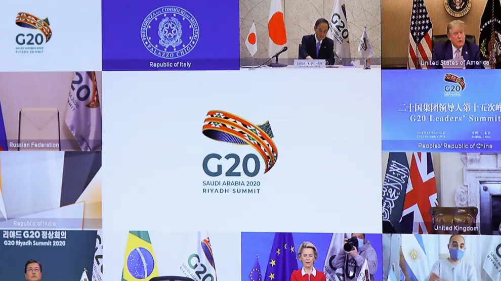 Reunión del G20 por videoconferencia, con Trump (arriba, derecha) todavía presente.