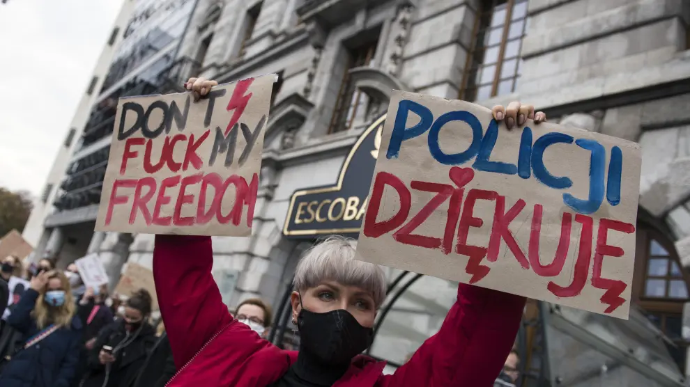 Protestas contra el endurecimiento de la ley del aborto en Polonia.