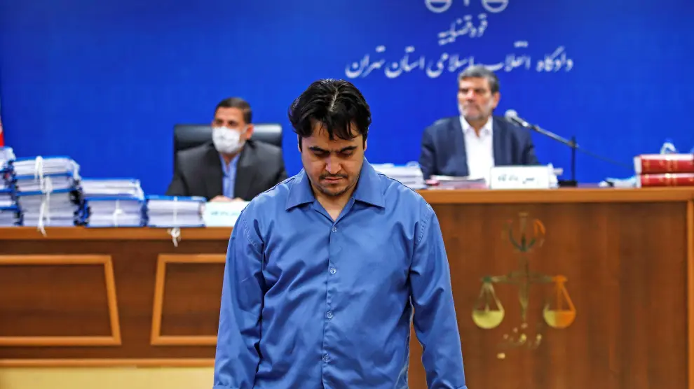 Ruhollah Zam, el periodista disidente ejecutado en Irán, durante el juicio en su contra.