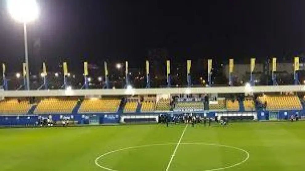 El estadio de Santo Domingo de Alcorcón, donde juega el Real Zaragoza esta noche de martes el partido de la 2ª Ronda de la Copa del Rey.