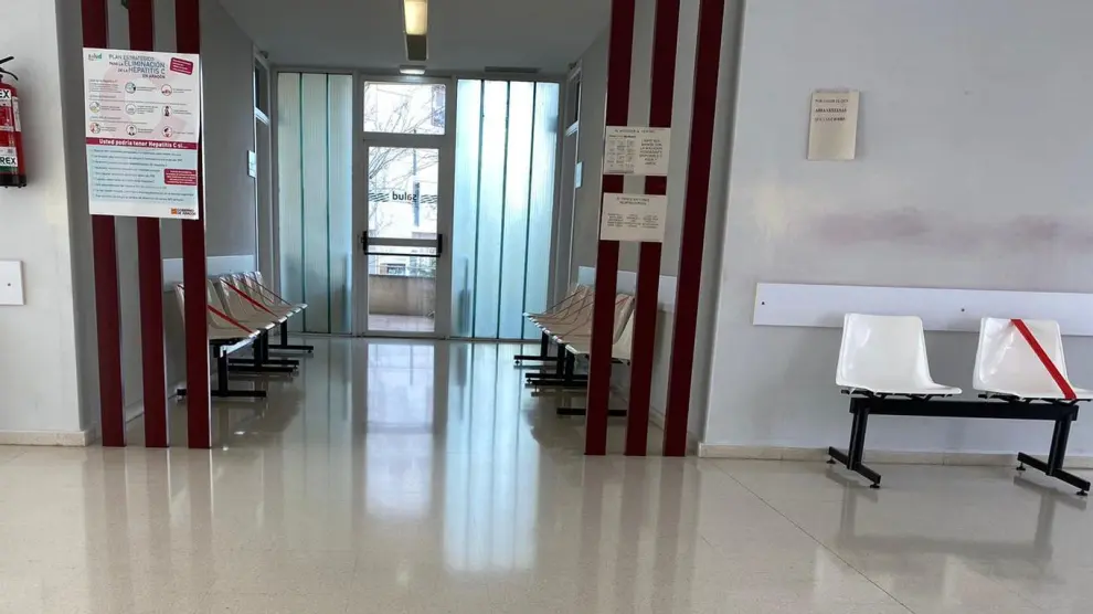 El centro de Salud Actur Sur, vacío, debido a la pandemia.
