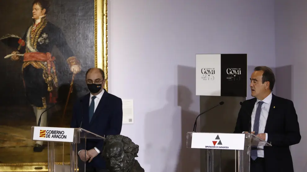 Javier Lambán y Juan Antonio Sánchez Quero, este jueves, en la presentación del programa cultural del Año Goya