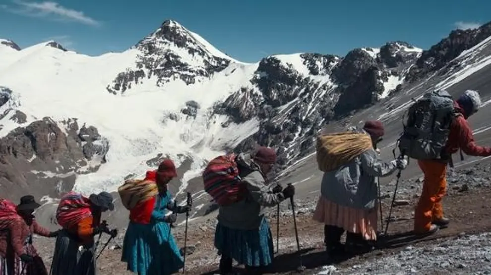 El documental 'Cholitas' se podrá ver el 17 de febrero en el Teatro Olimpia de Huesca.