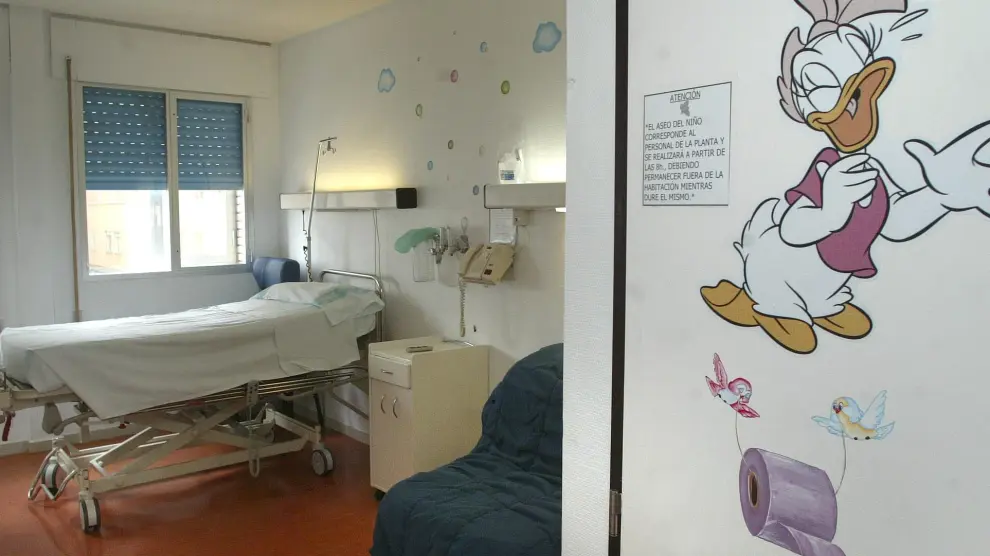 Habitación del servicio de oncología pediátrica del Hospital Miguel Servet de Zaragoza, en una foto de archivo.