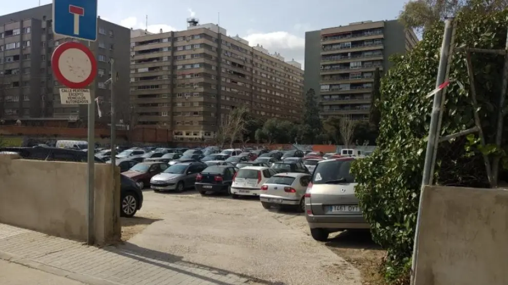 Uno de los estacionamientos regularizados en Parque Roma.
