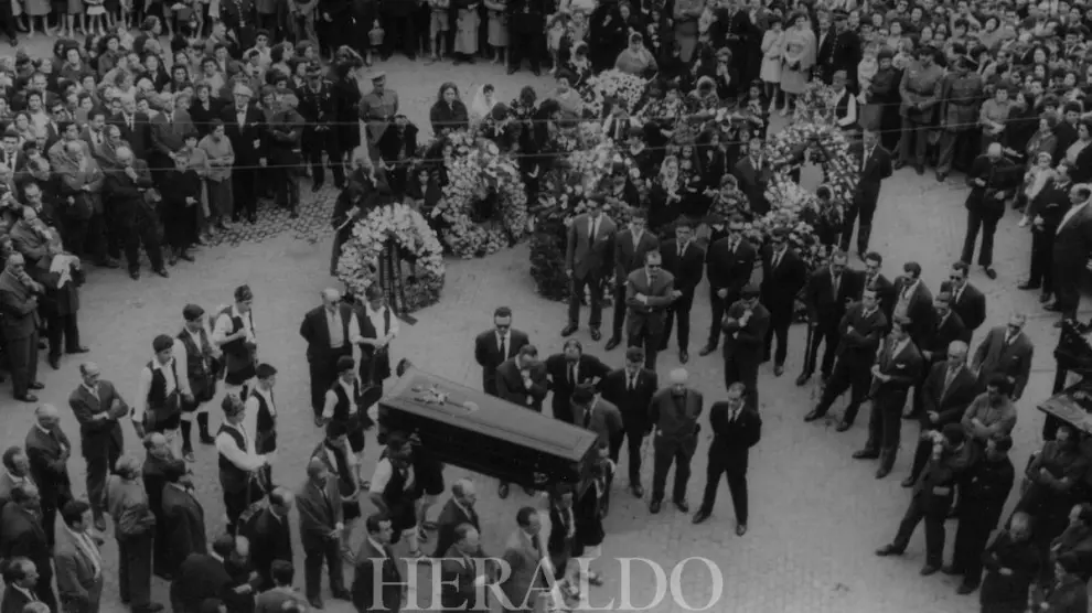 Zaragoza despide a José Oto, en abril de 1961.