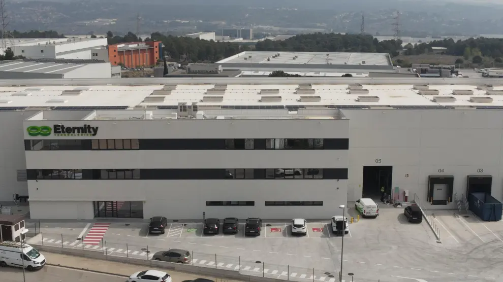 Edificio que Montepino entregó recientemente a Eternity Technologies, un nuevo centro tecnológico e industrial en Barcelona.