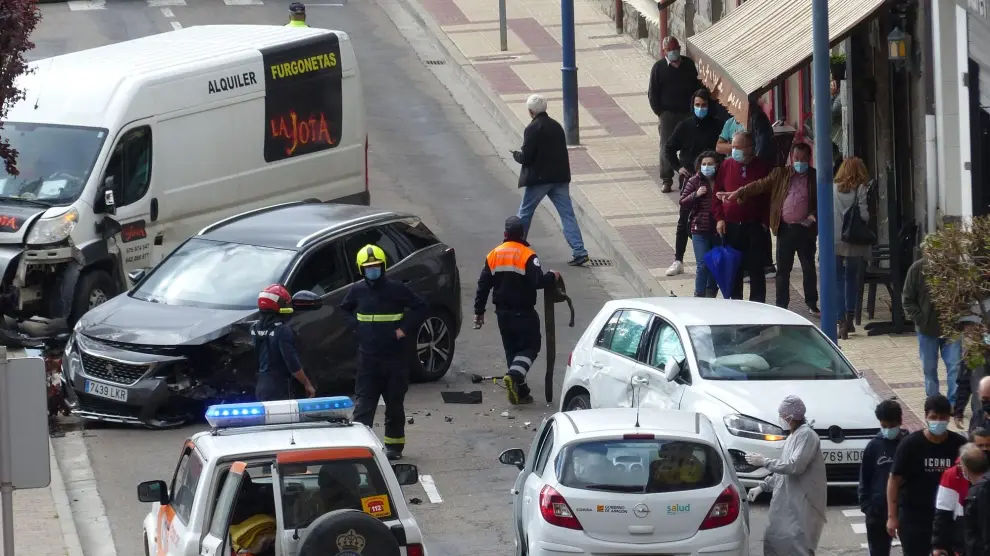 Accidente en la calle Serablo de Sabiñánigo.