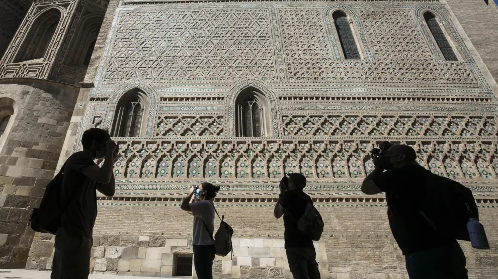 La Seo zaragozana ha sido elegida la catedral más bonita de España por la comunidad de viajeros de Lonely Planet en Instagram