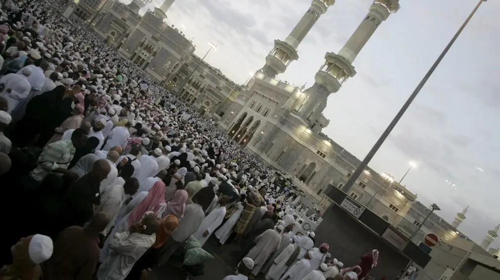 Peregrinos en la gran mezquita de La Meca, en Arabia Saudí, en una imagen de archivo