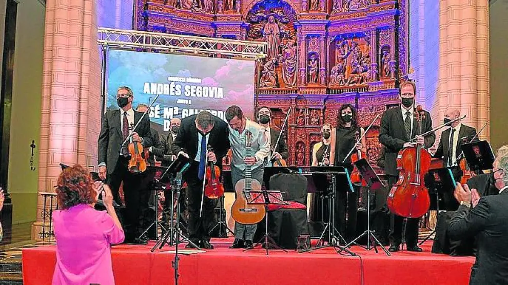 Un momento del emocionante concierto en la catedral de Teruel