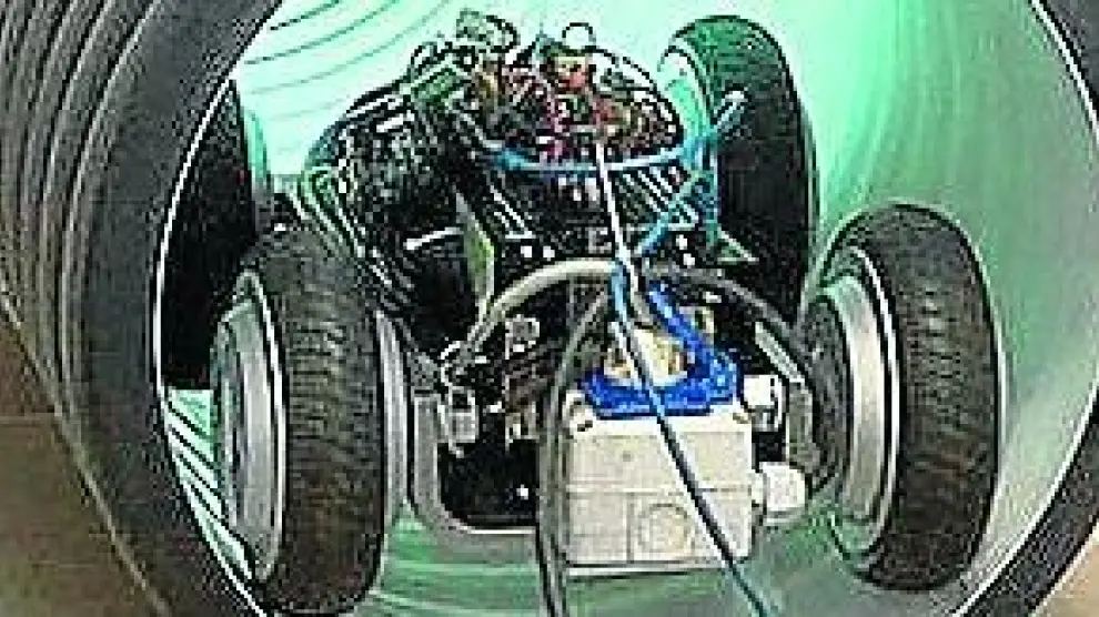 Detalle del robot Rebut, reparador de tuberías, de FSO.