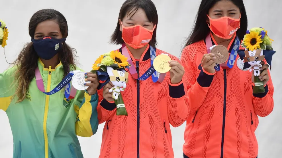 Las tres jóvenes medallistas de Skate