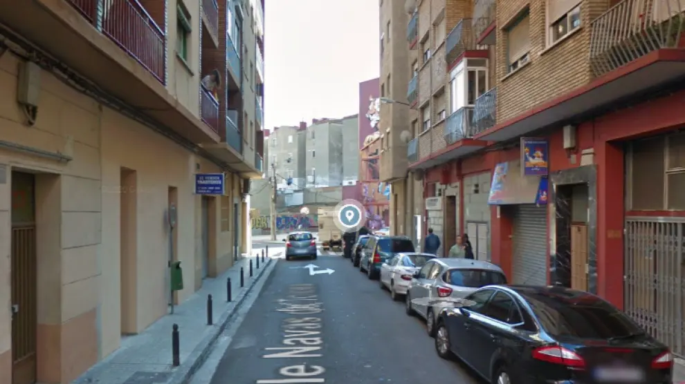 Una imagen de la calle de las Navas de Tolosa, en Delicias, donde un hombre ha amenazado de muerte a su pareja en el domicilio.