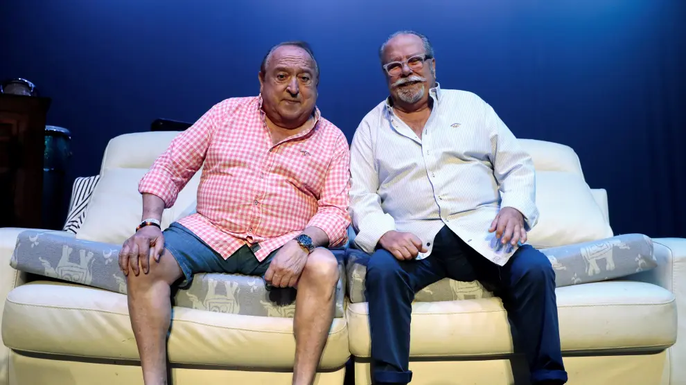 Fernando Esteso y Arévalo vuelven a los escenarios con una comedia que rinde homenaje a la revista de variedades: "¿Quién se confiesa primero?
