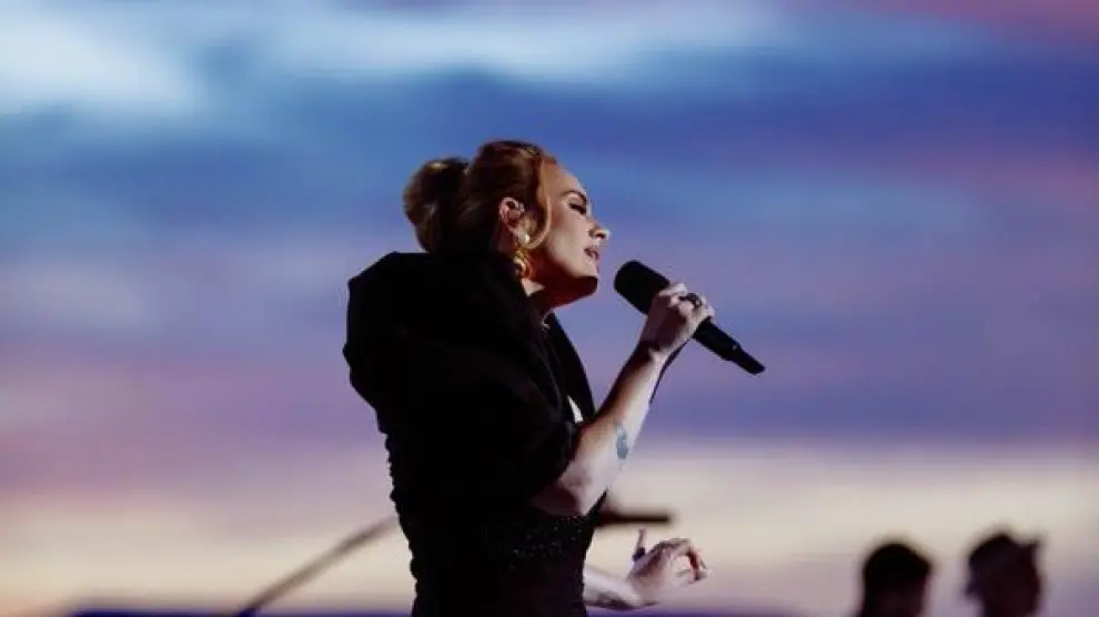 Adele, en la presentación de su disco '30', en el Observatorio Griffith de Los Ángeles.
