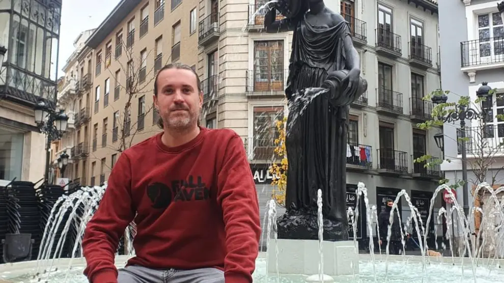El zaragozano Jesús Casabón, alias 'Tiparraco', lleva diez años triunfando en YouTube
