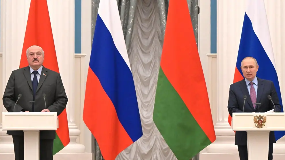 Foto de archivo de Putin con Lukashenko
