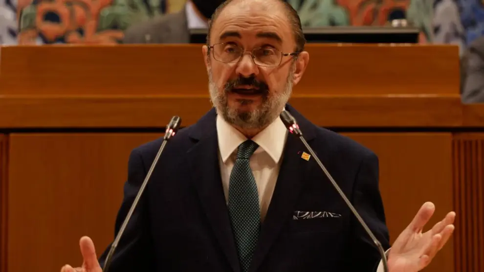 El presidente aragonés, Javier Lambán, en su comparecencia de este jueves ante las Cortes de Aragón.