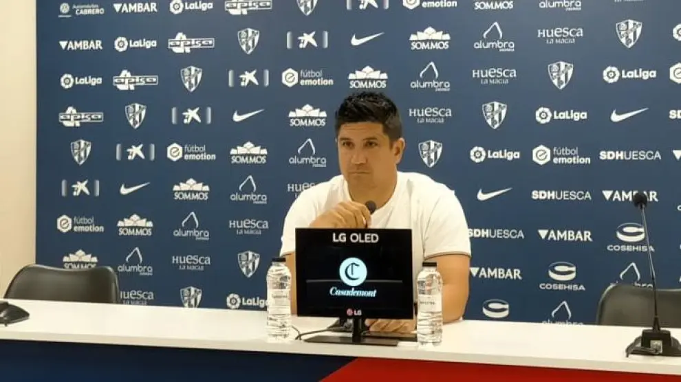 Xisco Muñoz, en la rueda de prensa previa al partido con la Real Sociedad B.