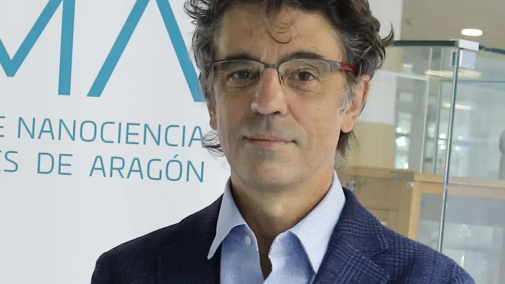 Luis Martín Moreno, investigador del CSIC que se incorpora a la Academia de Ciencias exactas, Físicas y Ciencias Naturales.
