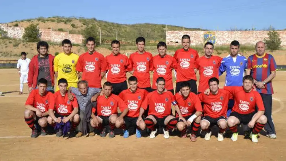 Uno de los últimos equipos del Híjar FC antes de su desaparición en 2015.