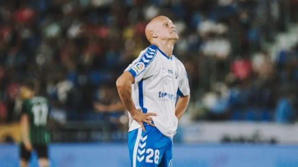 Víctor Mollejo, en un partido reciente con el Tenerife en el Heliodoro Rodríguez.