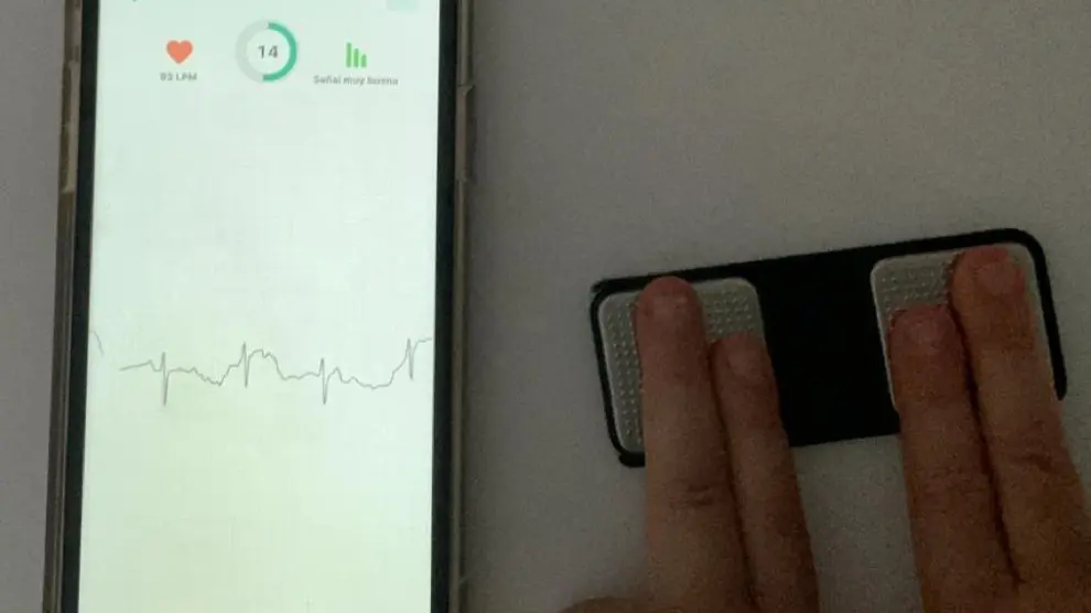 Aplicación móvil para hacer electrocardiogramas.