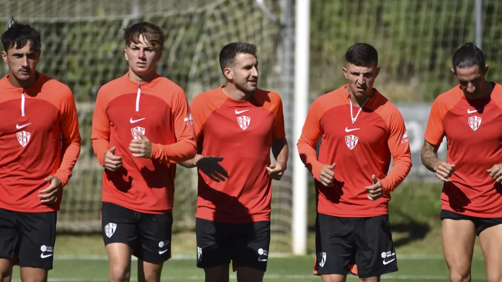 Vilarrasa, Manu Rico, Valentín, Escriche y Mateu, en el entrenamiento de este jueves.