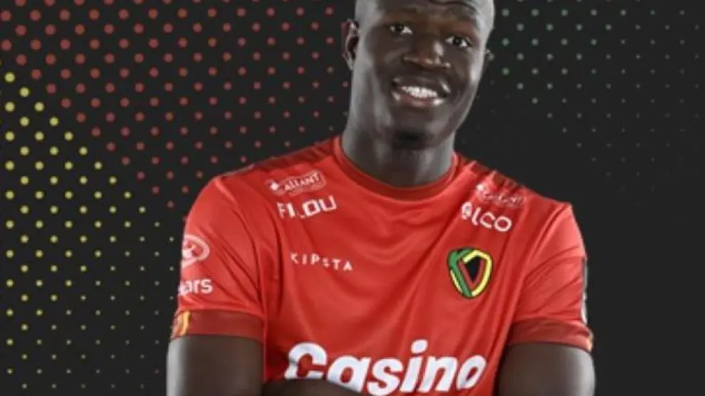 Gueye, delantero centro senegalés del Oostende belga, que quiere fichar el Real Zaragoza.
