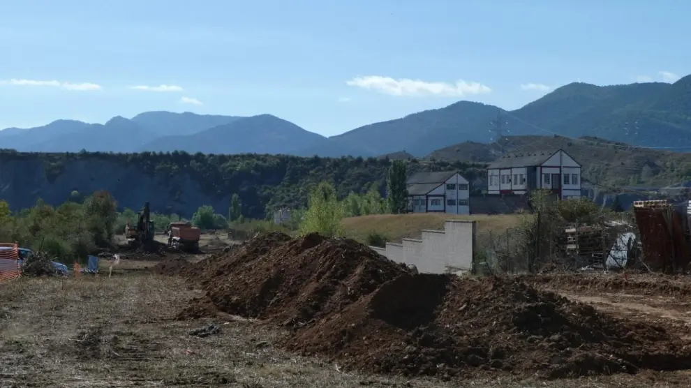 Este lunes se han iniciado las obras del nuevo acceso a Inquinosa.
