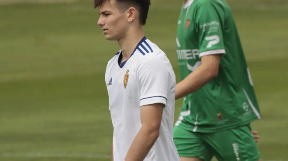 Pau Sans, el jugador que el pasado domingo anotó cinco goles con el Real Zaragoza juvenil.