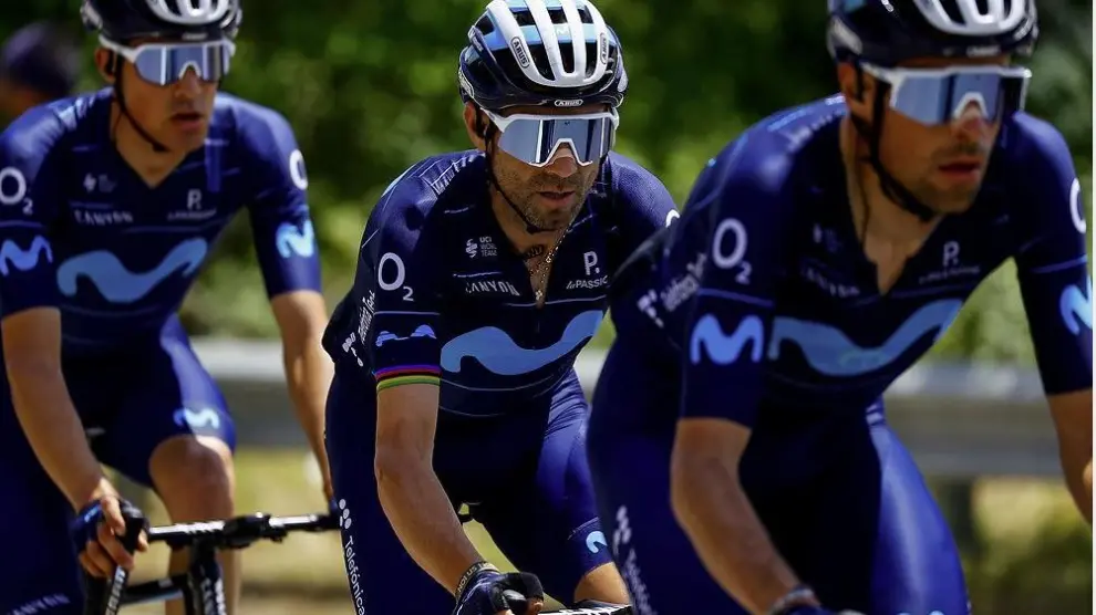El pasado Giro de Italia: Jorge Arcas y Samitier protegiendo al ‘Bala’.