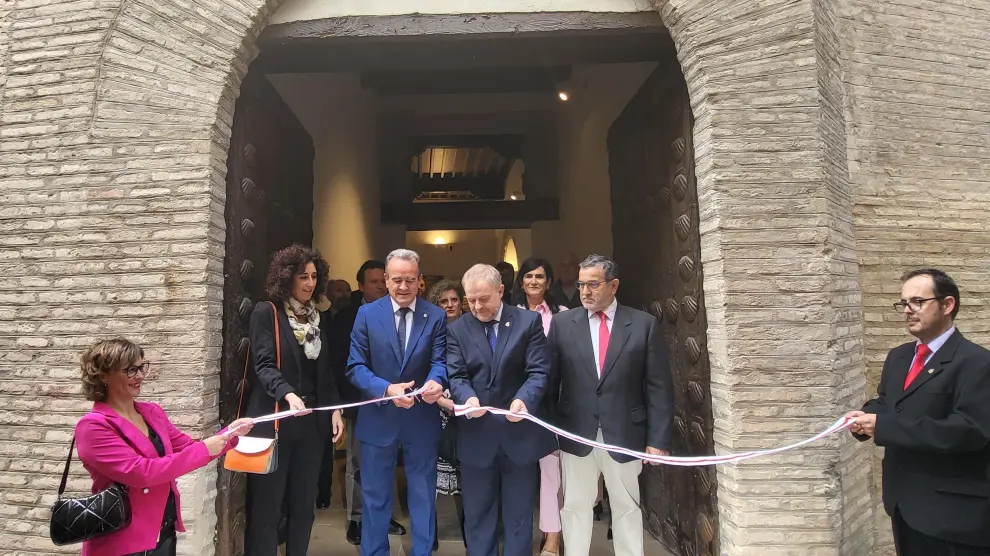 El presidente de la Diputación de Zaragoza, Juan Antonio Sánchez Quero, ha inaugurado este mediodía la restauración de la casa de las Conchas de Borja