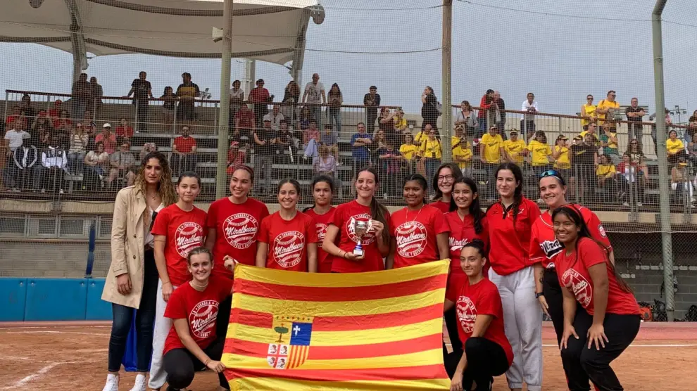 La selección española femenina de sófbol sub-18.