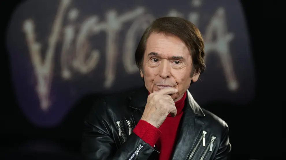 Raphael canta 'Victoria': "Necesito no dormirme en el éxito"