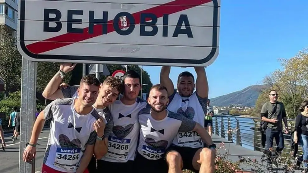 Los cinco amigos que corrieron los 20 kilómetros.
