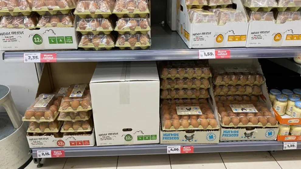 Precio de los huevos en un supermercado de Zaragoza.