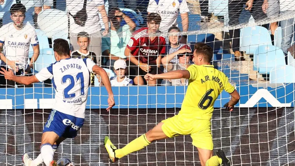 El gol de Zapater al Villarreal B en La Romareda que sirvió para ganar 2-1 al Real Zaragoza, en el minuto 95, en el duelo de la primera vuelta.