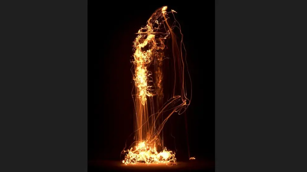 'Nada se resiste al poder del fuego', premio en la categoría General del certamen de fotografía científica Fotciencia 19.