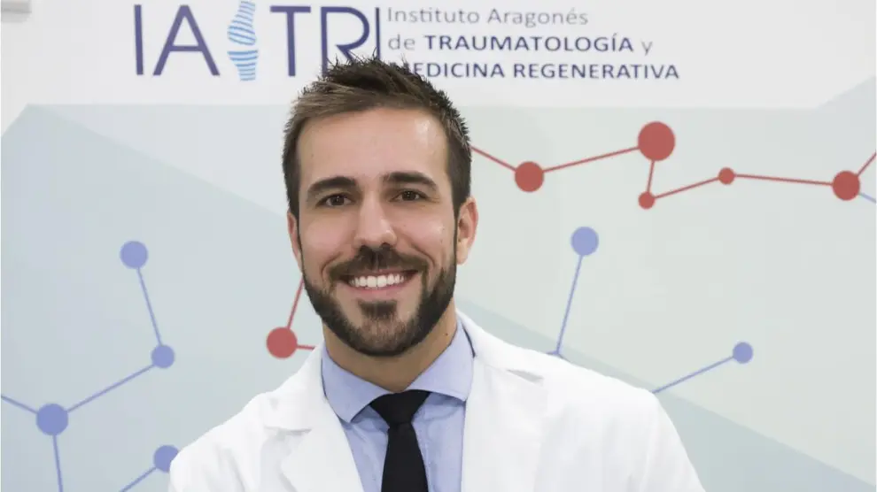 el traumatólogo responsable de la unidad de miembro inferior del Instituto Aragonés de Traumatología y Medicina Regenerativa de Zaragoza, Víctor Roda.