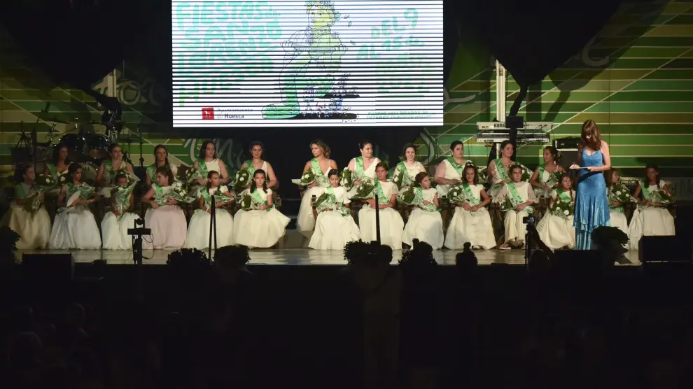 Imagen de archivo de la gala de presentación de las mairalesas en las Fiestas de San Lorenzo 2022 de Huesca.