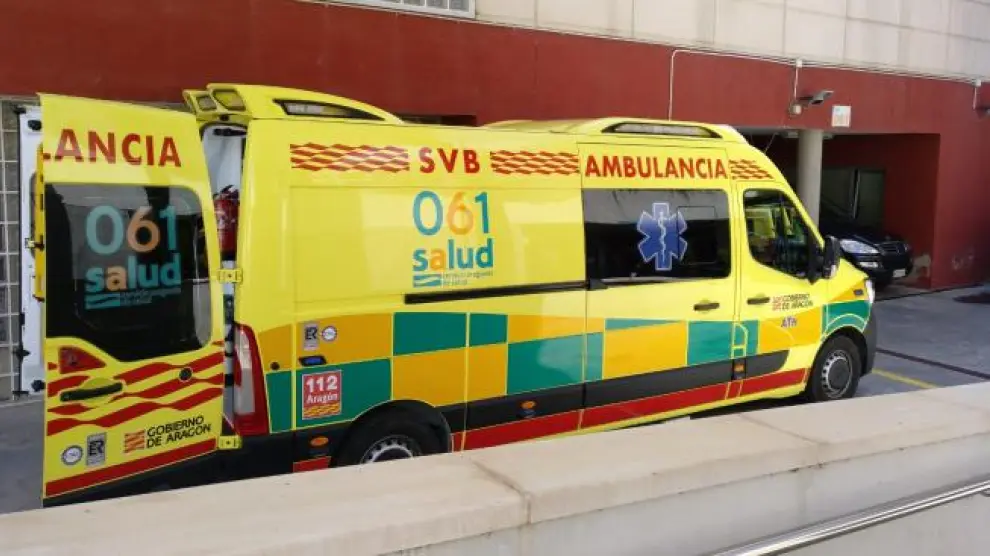 Imagen de archivo de una ambulancia SVB con base en Huesca.