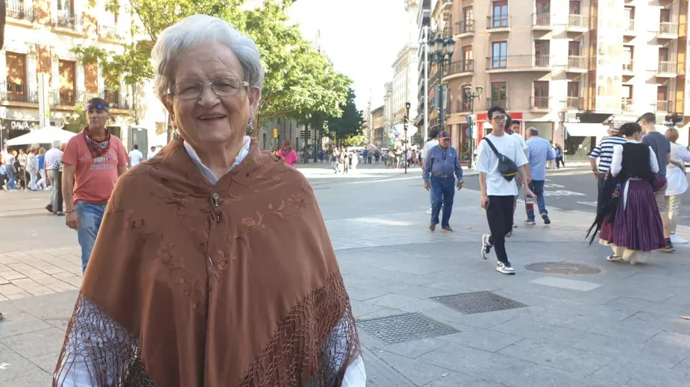 Teresa Escabosa, en su primera Ofrenda a los 90 años.