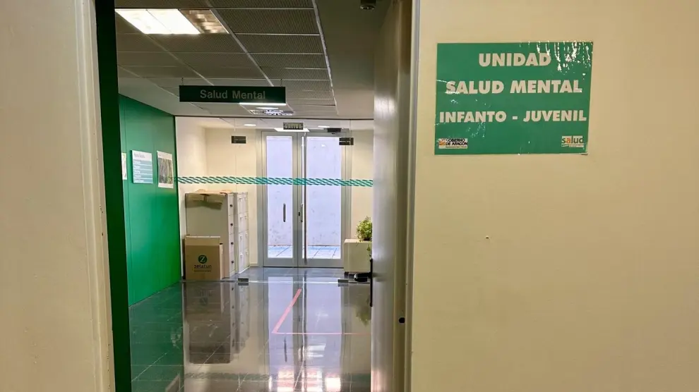 Entrada a la unidad de salud mental infanto-juvenil en el centro de salud Actur Oeste, de Zaragoza.