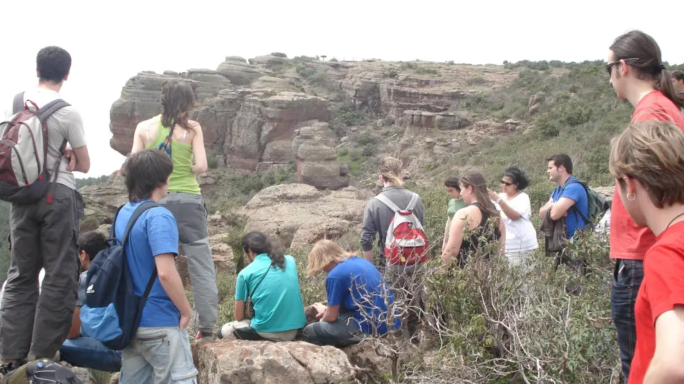 Salida de campo con alumnado de Geológicas en la zona de Albarracín