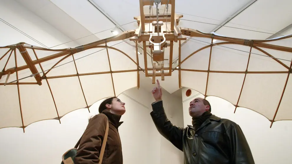 Una de las máquinas voladoras de Leonardo da Vinci.